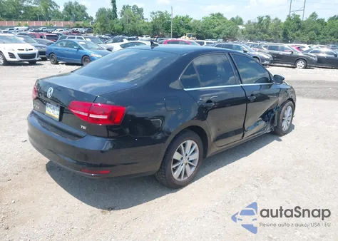 2015 Volkswagen Jetta 1.8T Se z USA, uszkodzony, nr VIN 3VWD17AJ5FM319637